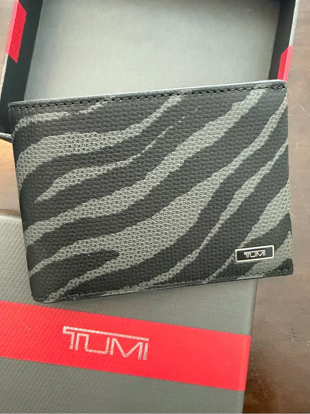 Tumi Monaco Leather SLG Black & Gray Zebra (Tiger) Pattern Bi-Fold Wallet NIB